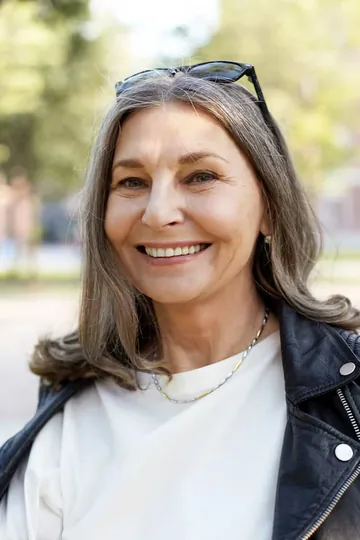 IMAGEN: cara de quien firma la reseña 3 de 5 — se recorta en círculo